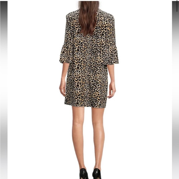 Jude Connally
Kerry Animal Print Stretch Knit Velvet Split V-NeckShift Dress - Picture 3 of 3